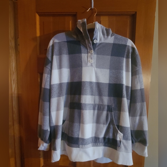 Old Navy Women's Plaid Fleece Pullover Hoodie Size Medium - Picture 1 of 6
